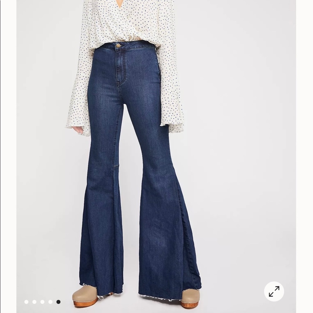 Free People Just on float flare/bell bottom jeans